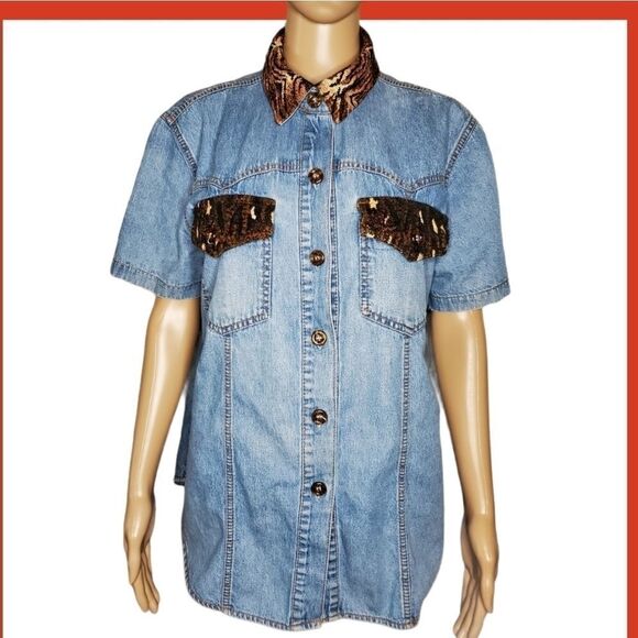 Vintage Monique Fashions denim blouse - Picture 2 of 10